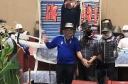 好，用户让我写一篇关于转学申请书怎么写情书的文章，先写标题，再写内容，内容不少于830字。首先，我需要明确用户的需求。看起来用户可能对转学申请书和情书的写作有疑问，可能需要指导如何撰写这两部分