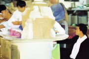 好，用户让我写一篇关于往届生如何申请留学的文章，首先得确定标题。标题要吸引人，同时明确主题，所以往届生申请留学指南，从准备到成功听起来不错