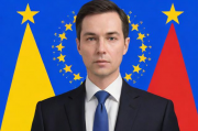 欧盟人工智能法全面解读，规定了什么？，欧盟人工智能法案深度剖析，关键规定全揭秘，欧盟人工智能法案全面揭秘，关键规定深度解读