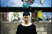 好，用户让我写一篇关于向领导申请工作的文章，还给了标题和内容的要求。首先，标题要吸引人，我想到职场新星，如何在职场中向领导申请工作这个标题，既点明了主题，又带点新意