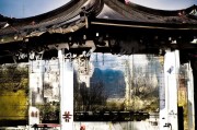 好，用户让我写一篇关于深圳怎么申请保障房的文章，还给了标题和内容的要求。首先，我需要确定标题，要简洁明了，又能吸引读者。考虑到保障房申请的复杂性，标题可以定为深圳保障房申请指南，从政策到流程全解析