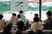 嗯，用户让我写一篇关于改名申请原因的文章，还给了具体的字数要求。首先，我需要确定文章的标题，要吸引人又明确。可能用改名申请的原因及撰写指南这样的标题，既点明了主题，又说明了内容