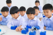 揭秘人工智能兴趣班，开启孩子科技未来的神秘之门，人工智能兴趣班，开启孩子科技未来之旅，探索未来科技，人工智能兴趣班，引领孩子踏上创新之旅