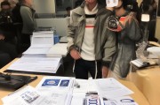好，用户让我写一篇关于如何申请美国国籍的文章，标题已经给出，内容要不少于836个字。首先，我需要明确文章的结构，确保涵盖所有关键点。美国国籍申请涉及很多步骤，我得一步步来，让用户容易理解