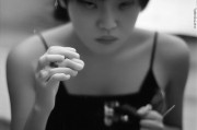 好，用户让我写一篇关于上海油车牌照怎么申请的文章，还给了一个标题和内容要求。首先，我需要明确用户的需求是什么。他们可能需要申请油车牌照，但对流程不太熟悉，所以需要详细、清晰的指导