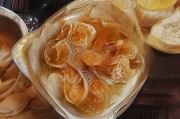 好，用户让我写一篇关于宁波峰谷电怎么申请的文章，首先我需要明确文章的结构和内容。标题已经给出，接下来是内容部分，要求不少于910个字