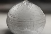 好，用户让我写一篇关于失业金怎么申请补助金的文章，先写标题，再写内容，内容不少于880字。首先，我需要明确文章的结构，确保涵盖申请流程、所需材料、注意事项以及可能遇到的问题