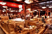 已经确定是在邯郸怎么申请公租房，接下来是引言部分，需要说明公租房的重要性，以及为什么现在是申请的好时机。这部分要吸引读者，让他们觉得这篇文章有价值