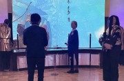 好，用户让我写一篇关于如何申请微信号的文章，标题和内容都要写。首先，我得确定文章的结构。标题要吸引人，可能用如何轻松申请微信号，开启你的社交新篇章这样的标题，既直接又说明主题