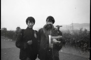 首先，我得确定文章的标题。标题要简洁明了，同时能吸引读者的注意。比如高一学生留级申请指南，如何成功延长学业这样的标题，既点明了主题，又暗示了内容的实用性